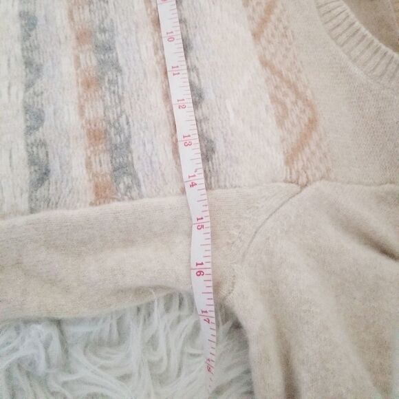 J Crew 100% wool sweater - Picture 6 of 7